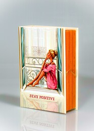 4nio - NIO-0042 PENCEREDEKİ KIZ KÜÇÜK KUTU